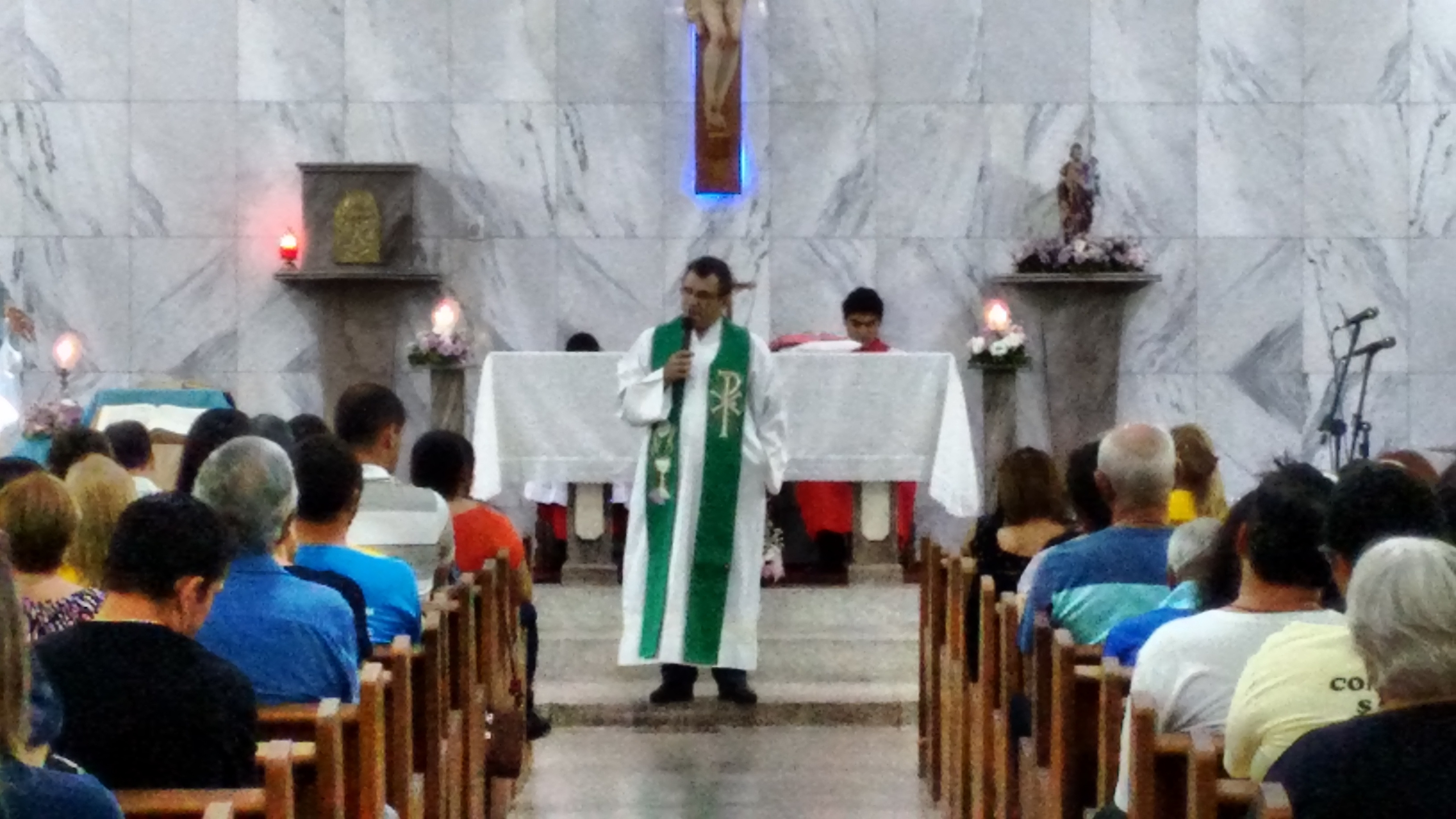 Santa missa com o Pe. Ferdinando Mancilio, C.Ss.R. na Par&oacute;quia Nossa Senhora das Gra&ccedil;as em Pindamonhangaba