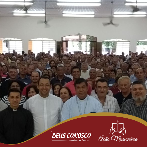 Participantes do Encontro de Forma&ccedil;&atilde;o na Par&oacute;quia Nossa Senhora M&atilde;e de Deus