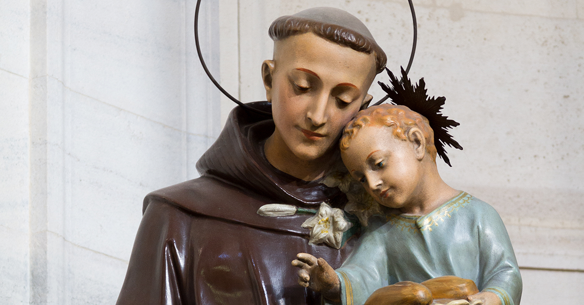 Conhe&ccedil;a o significado dos s&iacute;mbolos da imagem de Santo Ant&ocirc;nio